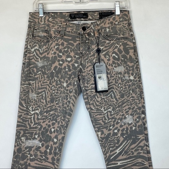 NWT Guess Leopard Distressed Jeans, Sz 28 - Picture 9 of 11